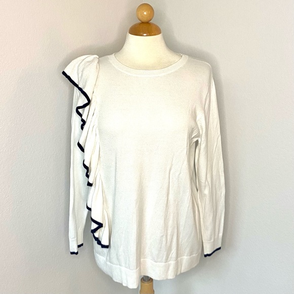 Preowned White Halogen sweater Medium Petite - Picture 1 of 4